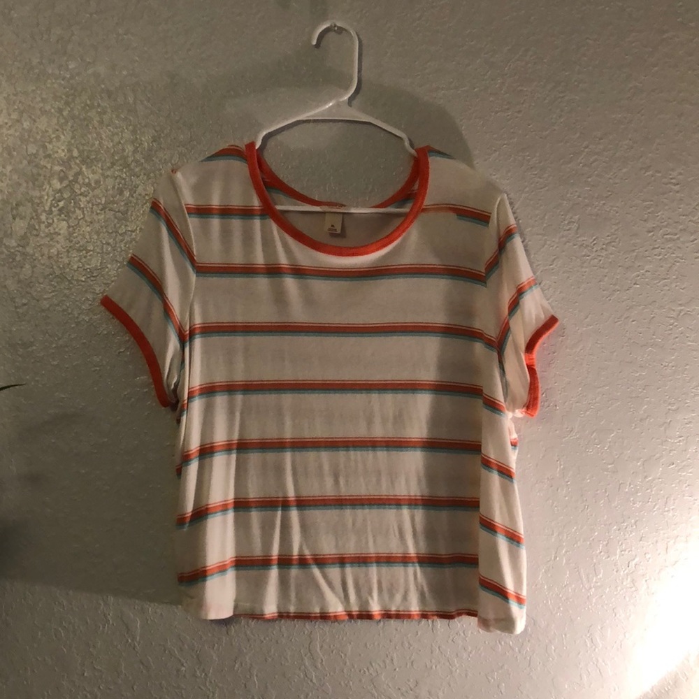 Comfortable and soft short sleeve tee.